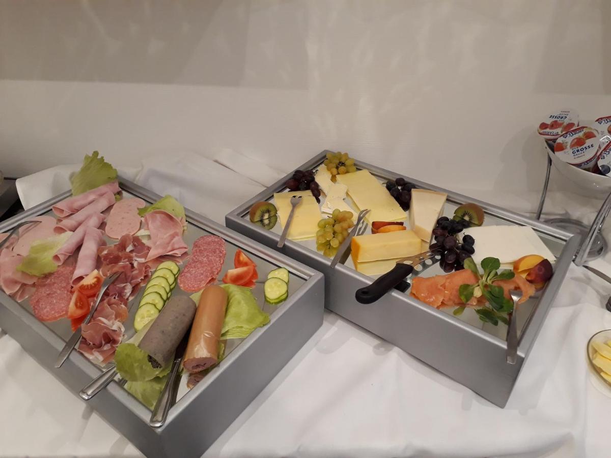 Bredenbecker Hof Hotel Wennigsen Екстериор снимка